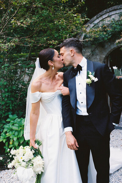 Hayley and Joel walking the grounds of Wallalong House on their wedding day in the Hunter Valley