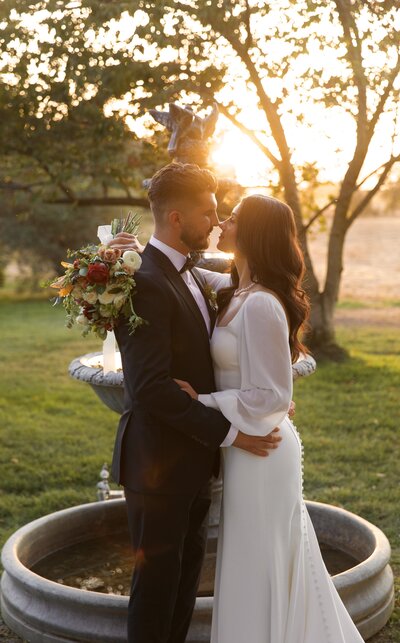Wedding Couple golden hour sunset photography