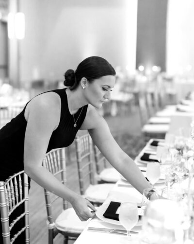 Wedding planner sets table details at 1 Hotel Nashville