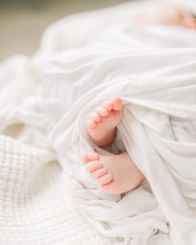 Mississauga Newborn Photographer