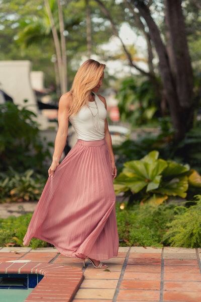 Portrait of Danielle Dam, certified coach supporting women through intentional transformation.