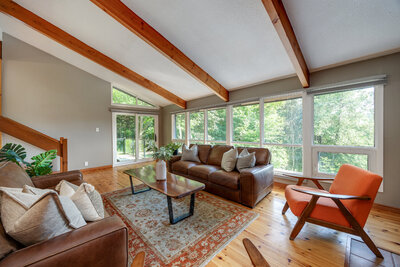 4204 Conc 8 living (6)