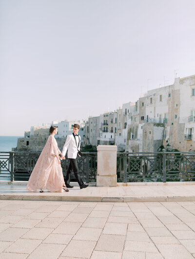 Luxury Engagement photos in Italy