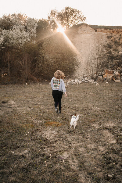 Porträt von Laura Seitz von Laura Seitz Fotografie mit Hund