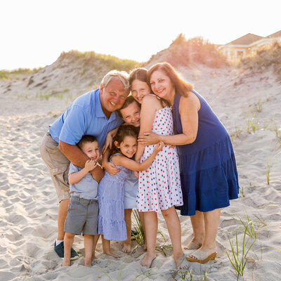 family-photo-session-at-the-beach-with-grandparents-hampton-beach-official-photographer