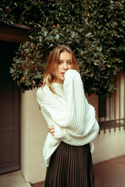 Olive and red interior design bedroom suite