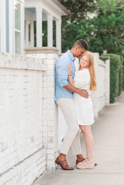 southport nc couple in downtown