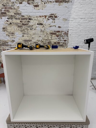 a photo of the in progress of a white box set at the Pittsburgh portrait studio.