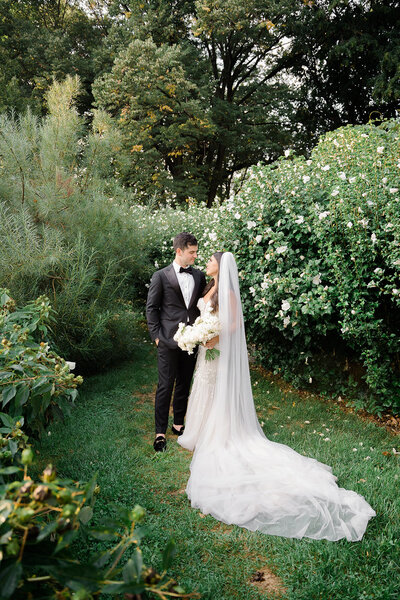 Brooklyn Botanic Garden NYC  wedding photographer Karina Mekel