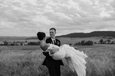 Rylie spinning Tayhgen in Belle Fourche, South Dakota.