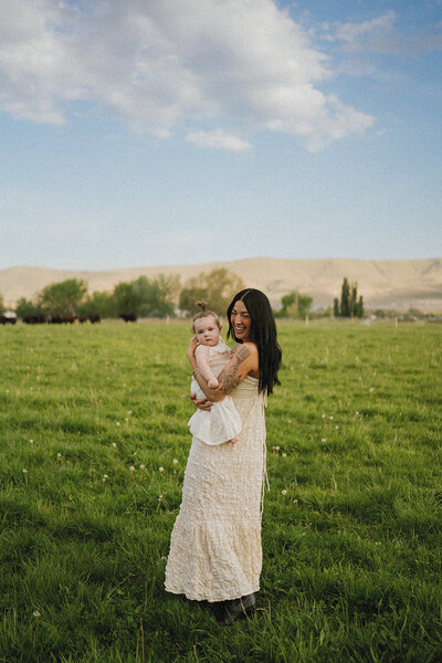 mom and daughter photoshoot