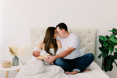 Jaclyn Castellanos Photographer offers Newborn sessions in the East Valley