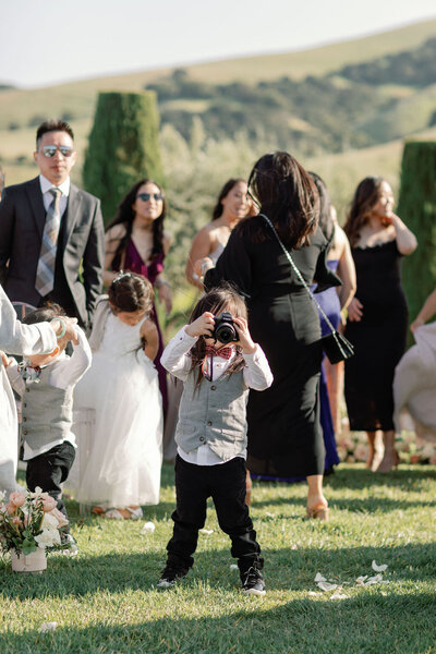 Picturesque Spring Wedding at Tuscan-Inspired Viansa Winery in Sonoma Valley CA