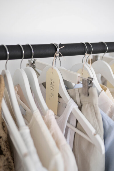 Let's get your closet declutter and organized to make your life easier