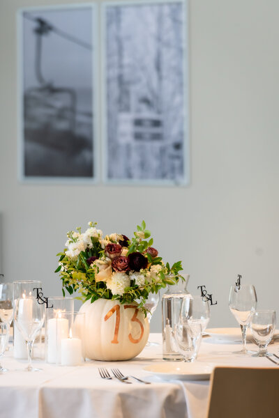 Alpine Ski Club Decor