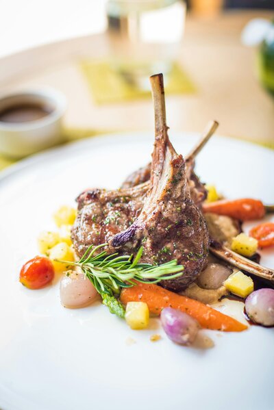 cooked lamb chops 