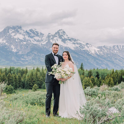 Wyoming elopement photographer, Grand teton wedding photographers, jackson hole photographer, jackson hole micro wedding photographer