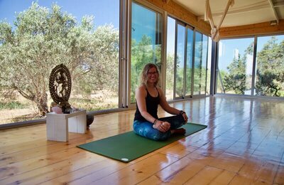Yoga Teacher Training Graduate Lisa Shelby