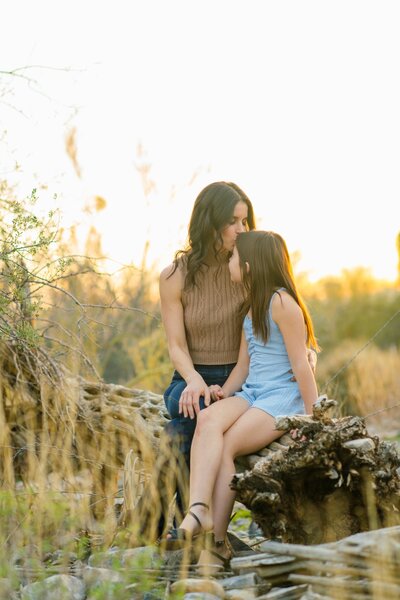 mother and daughter posing for family photos  in Silverleaf Neighborhood in Scottsdale Az