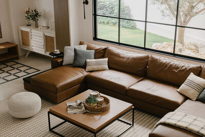 Overview of a sofa with coffee table