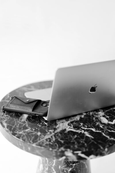 Custom brand photography session for creative entrepreneurs
