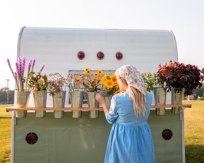 cute flowers and lemonade at catering team mobile bar