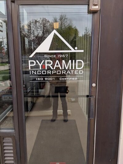 Custom indoor signs in Newton, Iowa From lobby signage to directional graphics and wall designs, our indoor signs are crafted to enhance your space and guide your customers with clarity and style.