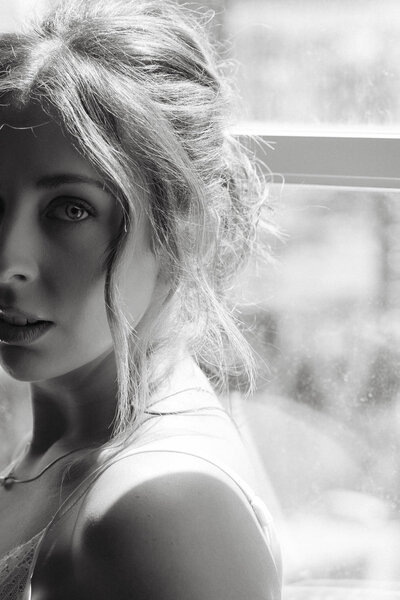 editorial bridal photography, high-end bridal photos, bridal black & white photos