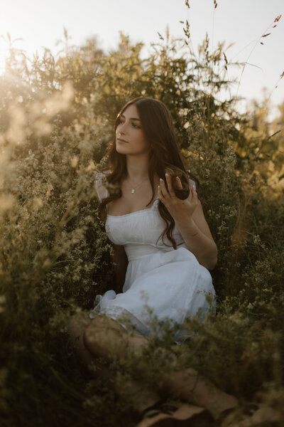 detail shot of brides jewelry on wedding day in peoria il