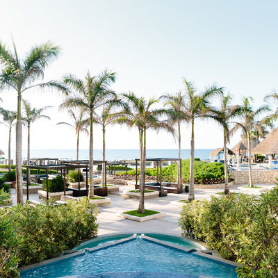 The perfect destination can be the trick for a stress free wedding.  More tips here from Rebecca Cerasani Wedding Photography.