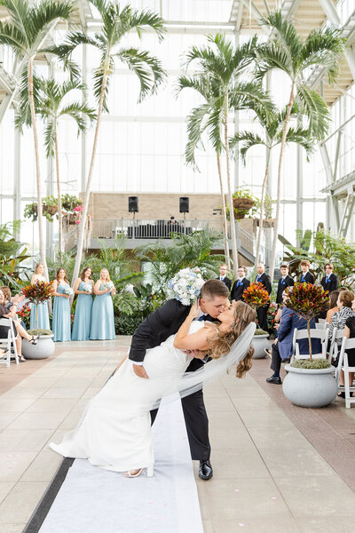 Jewel Box Wedding in St. Louis Missouri