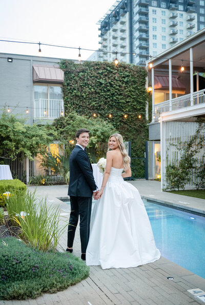 Allie Goodspeed is a wedding photographer based out of Austin, Texas serving Texas and beyond.