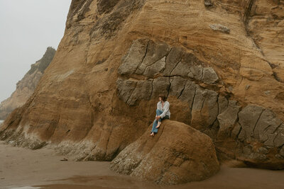 kate-senior-photos-in-cannon-beach-senior-photography-by-emily-noelle-photo-28