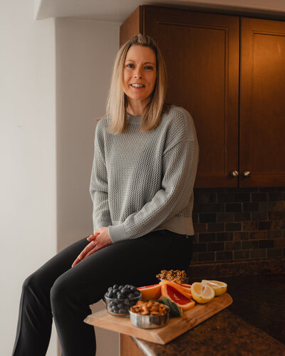 Sandra blends science-based nutrition and functional fitness to support busy women in finding balance, energy, and strength—inside and out.