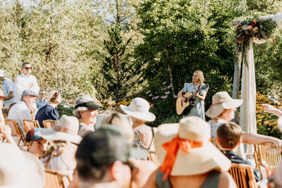 Alice Jane Music, a folk inspired live acoustic wedding musician based in Calgary, BC. Featured on the Brontë Bride Vendor Guide.