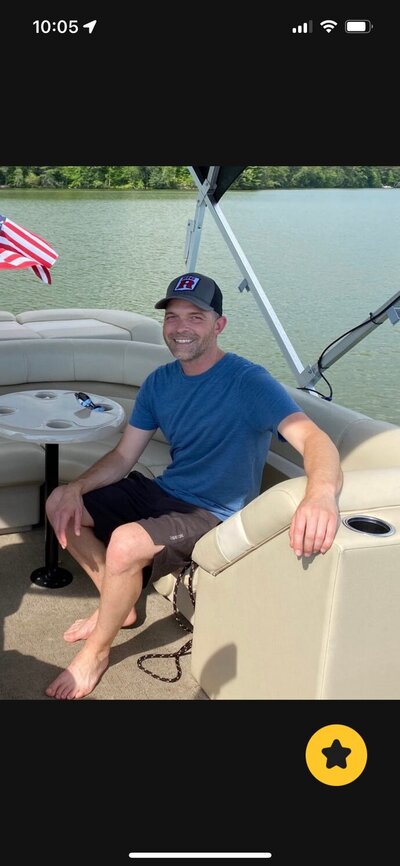 Profile photo upgrade by dating app photographer near St. Paul for online dating success.
