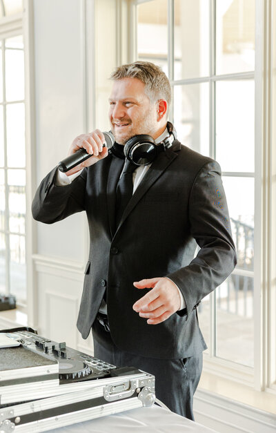 Sound Wave Entertainment; Dan Trencher; Virginia Wedding and Event DJ;