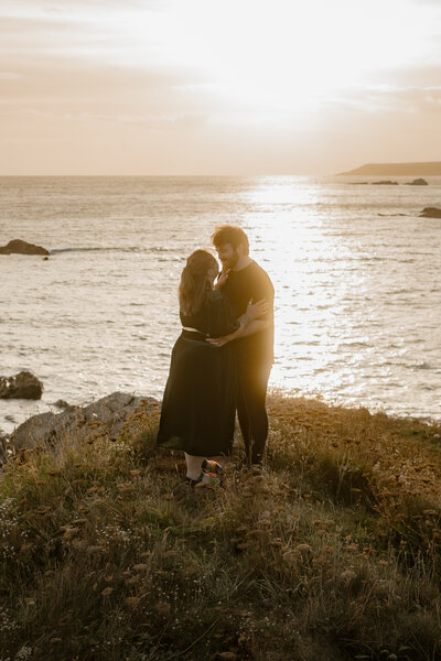 Engagement Photo on Cliff