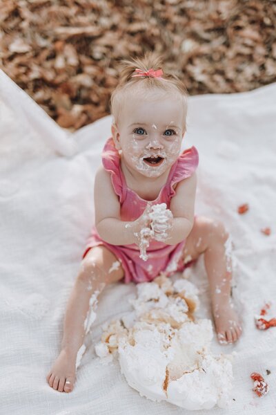 Ella-hackleton-perth-milestone-sitter-cakesmash-photographer-02