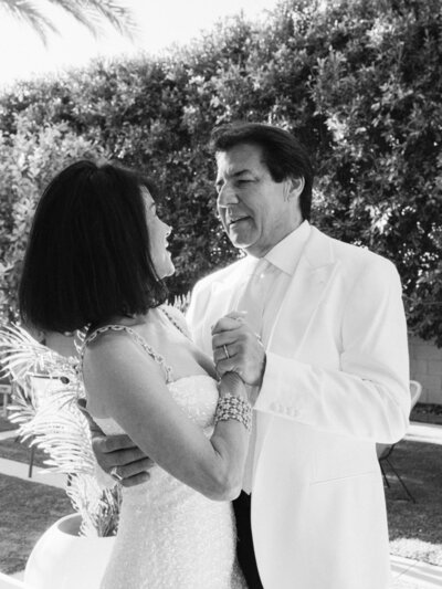 breathtaking Destination Wedding, where Denny and Diane exchanged vows against the backdrop of their mid-century home in Palm Desert captured with a timeless, editorial eye by Michael Asmussen, an internationally recognized destination wedding photographer specializing in luxury celebrations. Explore more of Michael’s work in Orange County, Palm Springs, Los Angeles, Japan, Las Vegas, Seoul and beyond.