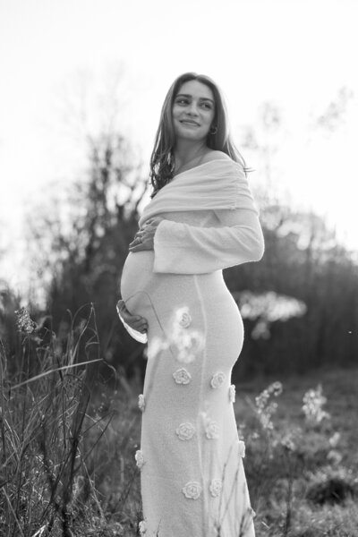 Birmingham maternity photographer Maddie Moore