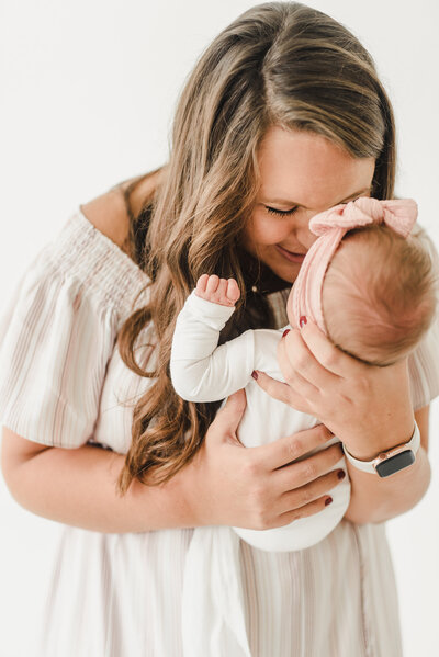 Dallas Motherhood Photographer + Newborn Photographer - Lindsay Davenport Photography - Hannah Davenport Studio September 13 2020-96