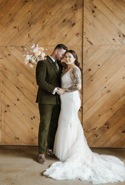ivory foundry wedding - curious courtneys photography