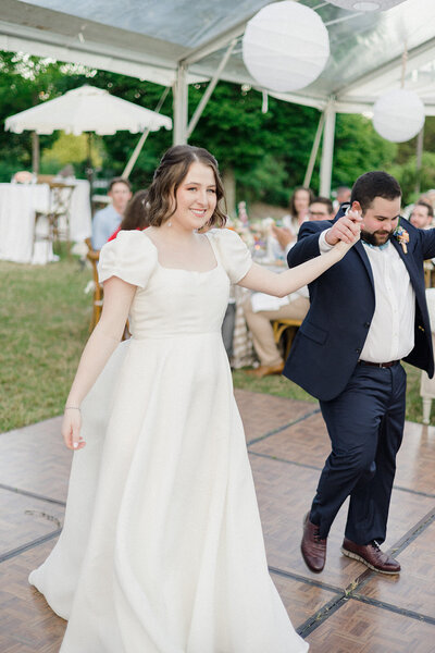 Luxury wedding at the Botanical Gardens of the Ozarks in Fayetteville, Arkansas by Cameron and Elizabeth Photography