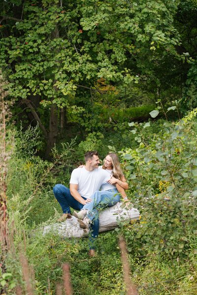 Capture your love story with stunning engagement photos in Sturbridge, MA! Beautiful outdoor locations, natural posing, and timeless memories.