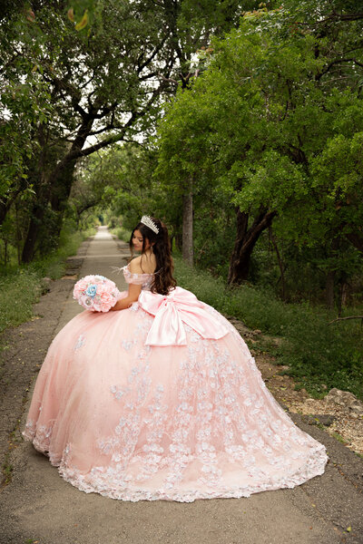 quinceanerateendancenewbabybestphotographertudiofamilybirthdaynewbornboyamilynewborngirlfirstbirthdayportraiturephotographystudioportraitsnewborngirlboyfamilyEvaMaganaPhotographychildphotographer (2 of 10)