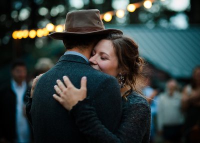 pacific-northwest-outdoor-summer-camp-forest-wedding-cameron-zegers-1006_1200