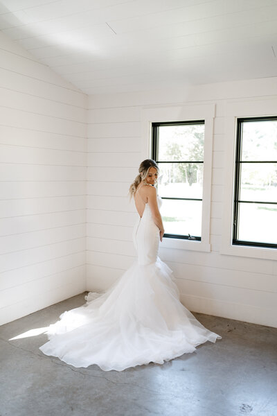 fall boho modern wedding at la pointe
