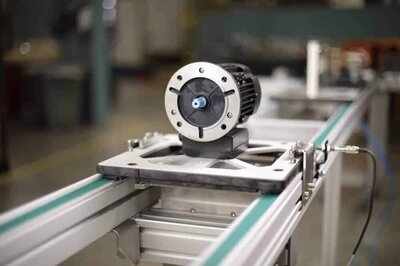 Dorner Electronic Conveyor Belt by Conveyors & Equipment