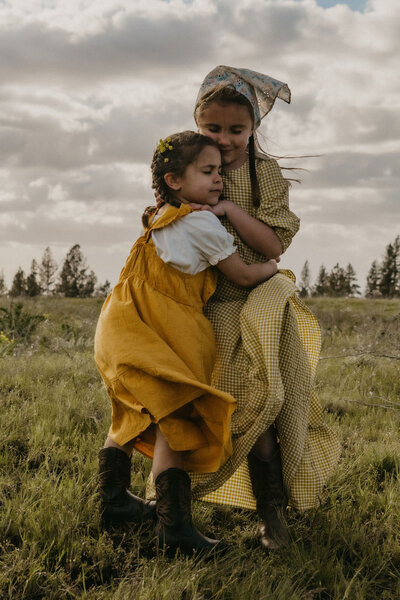 Lifestyle family photography in Spokane WA focused on connection, movement, and genuine everyday moments.